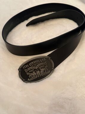 Levi's Black Leather Belt with Silver Oval Logo Buckle